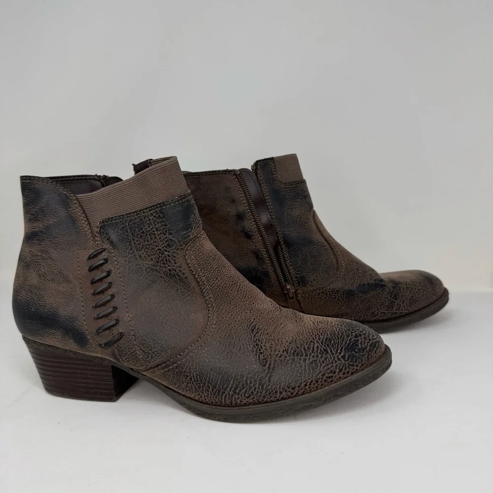 Womens Shawna Brown Faux Leather Distressed Ankle‎ Boots Side Zip Block Heel 10M